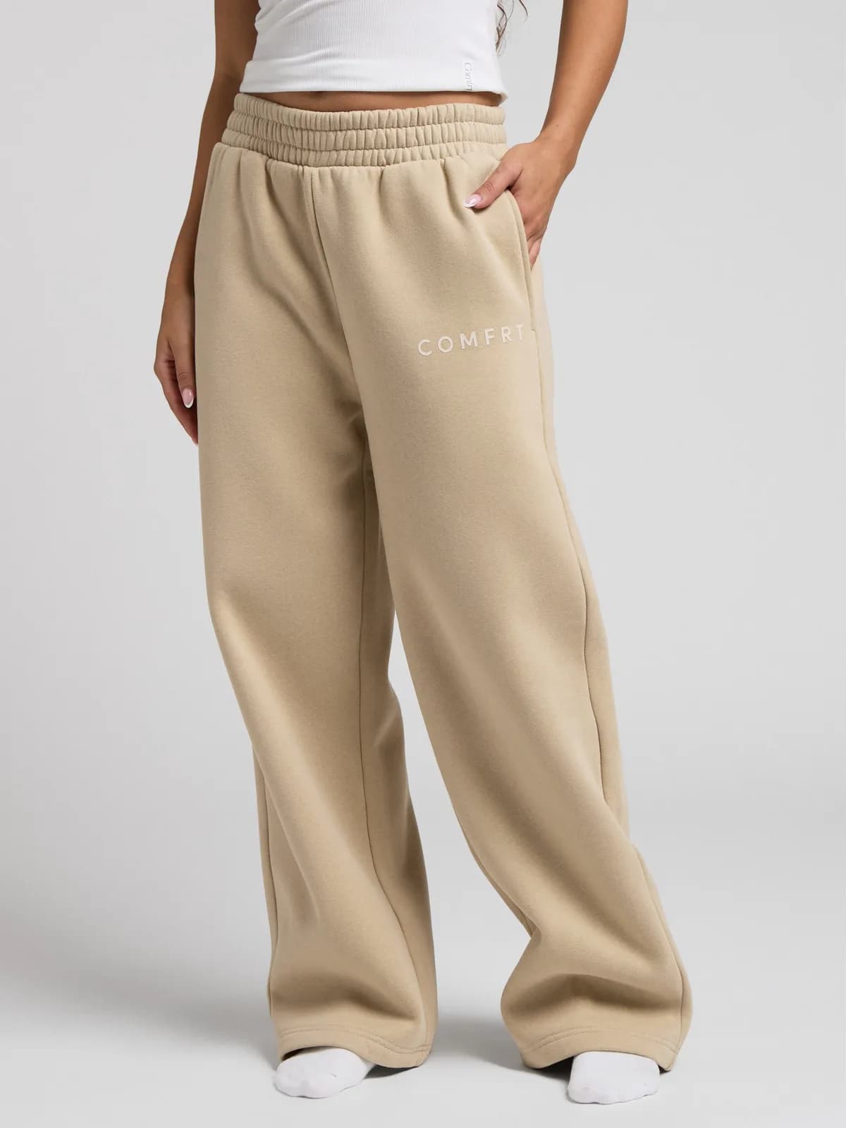 Comfrt Tranquil Straight Leg Sweatpants
