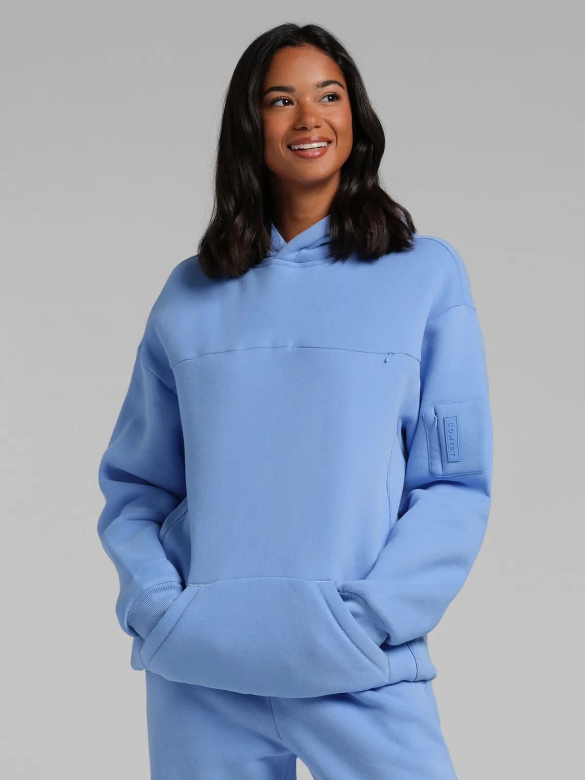 Comfrt Explorer Travel Hoodie – Mega