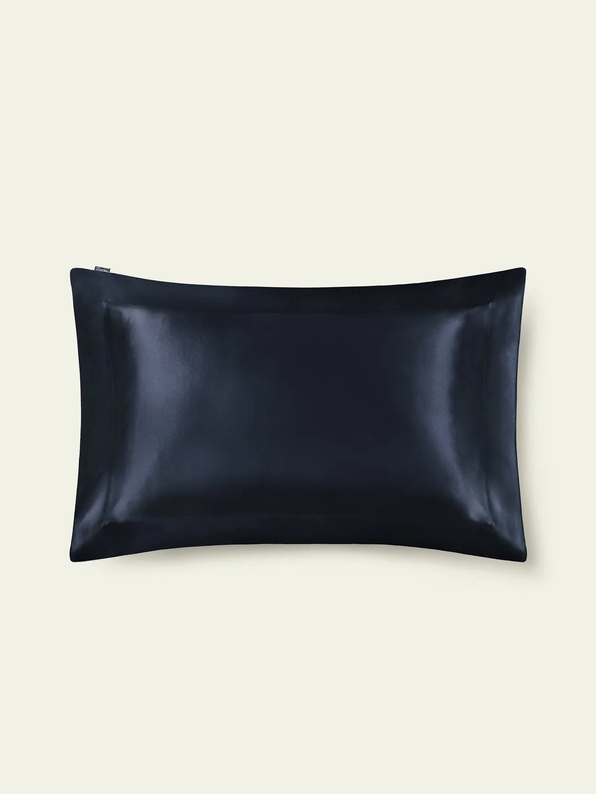 LILYSILK 19 Momme Oxford pillowcase in Navy Blue, view 1