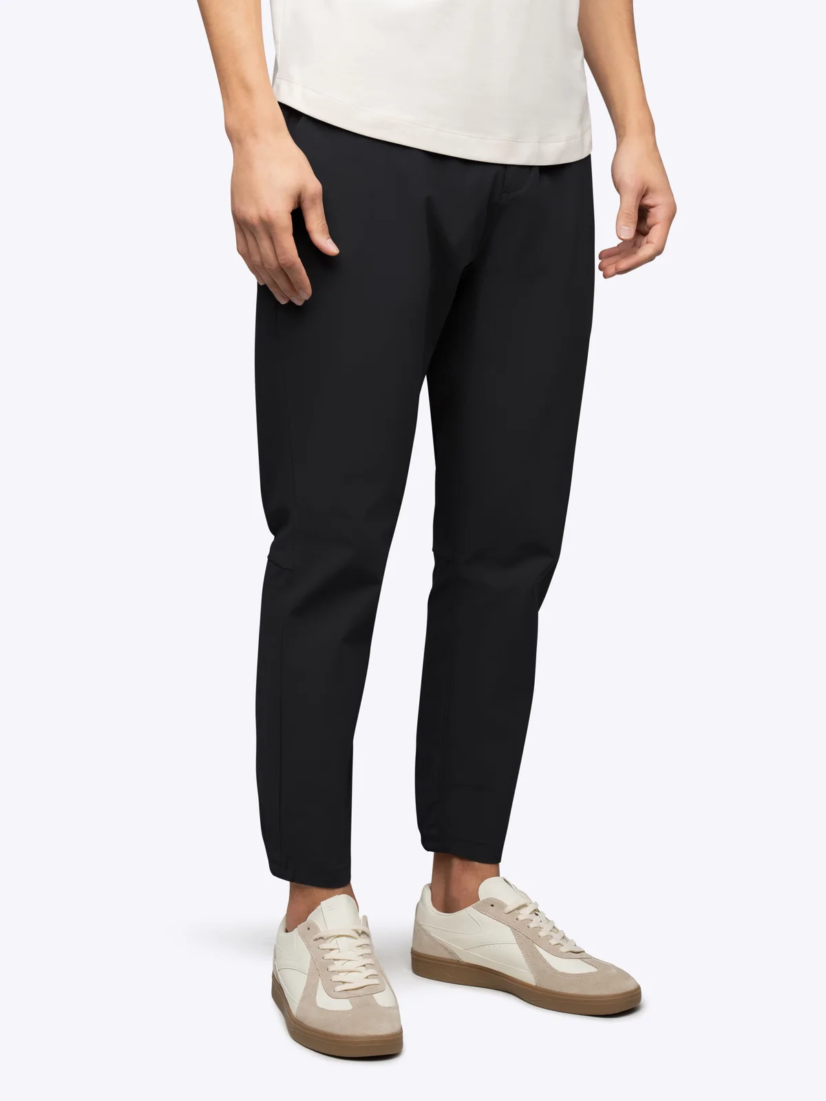 Cuts AO Jogger Pant 2.0 | Black Straight-Leg Versaknit®