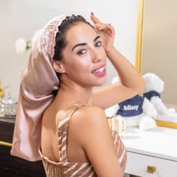 Blissy Cascade Silk Bonnet · Pink · Standard